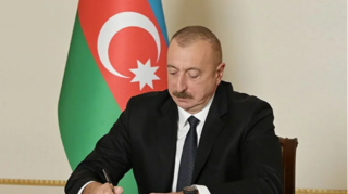 Prezident maaşlarla bağlı FƏRMAN İMZALADI 