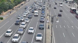 Bu yollarda tıxac var - SİYAHI 