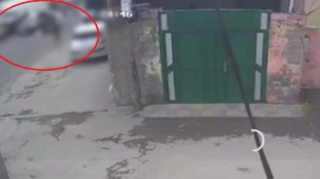 Balaxanıda piyadalar üçün TƏHLÜKƏ SAÇAN yol - Niyə heç bir tədbir görülmür?  - VİDEO