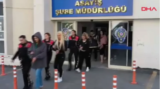 Türkiyədə tanınmış müğənni saxlanılıb 