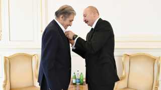 Prezident Fərhad Xəlilova “İstiqlal” ordenini təqdim etdi - FOTO - YENİLƏNİB