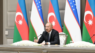 Rusiya mediası İlham Əliyevin Özbəkistan səfərini geniş işıqlandırır - FOTO 