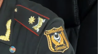 Məşhur general uzun zaman sonra kamera önündə - FOTO 