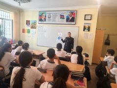 Bakının bu məktəblərində “Diqqət, uşaqlar!” aylığı keçirildi - FOTOSESSİYA 