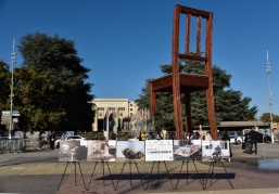 Cenevrədə Ermənistanın mina müharibəsinə dair fotosərgi açıldı - FOTOLAR