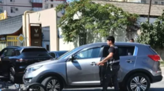 Bakıda QƏZA:  "Kia" moto-kuryeri vurdu - FOTO 