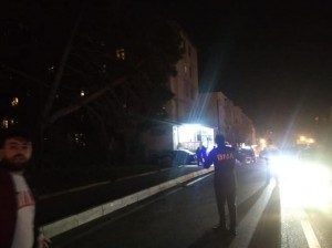 Qəzalı ağacların avtomobillərin üzərinə aşmasının qarşısı alınıb - FOTO