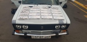 Avtomobildə gizlədilən siqaretlər müsadirə olunub