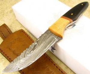 Hava limanında soyuq silah müsadirə edilib