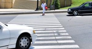 “Öz villasına bahalı boya vurur, piyada xəttinə isə ucuzunu”