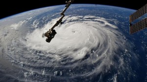 Floridada qasırğa səbəbindən fövqəladə vəziyyət elan olunub