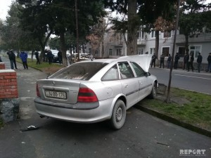 Qaxda iki avtomobil toqquşdu: xəsarət alan var - FOTO