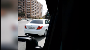 1 manat qazanır, 100 manatlıq qayda pozur - VİDEO