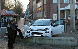 Avtomobil piyadaların üzərinə sürüldü - 6 yaralı