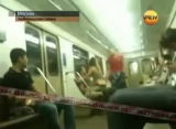 Metroda sekslə məşğul olan qız məhkəmə qarşısında - FOTO