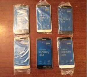 Avtomobilin torpedasından 6 ədəd mobil telefon aşkar edildi