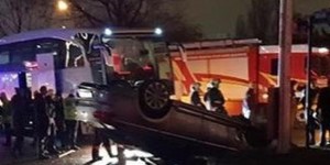 Voleybolçuları daşıyan avtobus qəzaya uğradı: 2 yaralı - FOTO