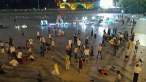 Yük maşınını piyadaların üzərinə sürdü: 10 ölü, 15 yaralı