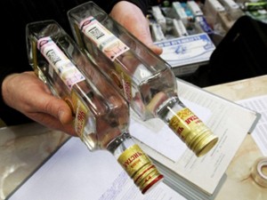 Azərbaycan əhalisi ərzağa, içkilərə və tütün məmulatlarına 10 milyard manat xərcləyib