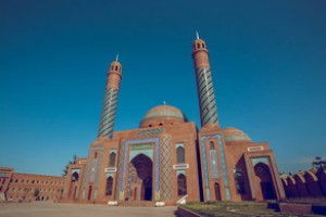 Məsciddə qayda pozanlarla polislər arasında insident yaşandı – Gəncədə