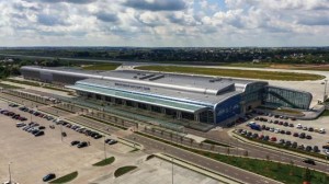 Türkiyə təyyarəsi Ukrayna hava limanına təcili eniş edib