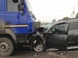 “VAZ” yük maşını ilə toqquşdu: 2 nəfər hadisə yerində öldü - Şəmkirdə