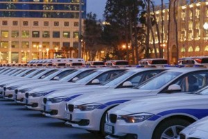 Bakıda polis yol polisi “BMW”ləri və "FİAT"lar 5 min manata...