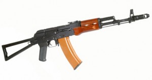 Xeyli sayda silah könüllü olaraq polisə təhvil verilib