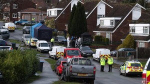 Küçədə insanlara bıçaqla hücum oldu: 2 ölü, 1 ağır yaralı - FOTO