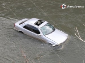 Müdafiə Nazirliyinin əməkdaşı qəza törətdi: 3 yaralı