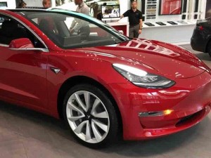 Tesla raket texnologiyaları ilə hiperkarı gələn il göstərəcək