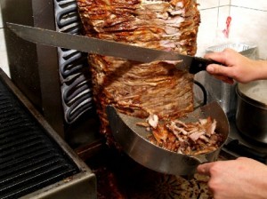 Yediyimiz dönərlər... - Leş yığanlar əti 50 qəpiyə alırlar - VİDEO