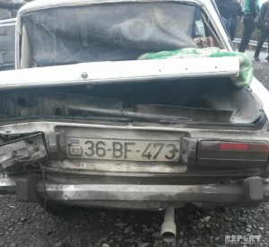Oğuzda yol qəzası: 3 nəfər xəsarət alıb - FOTO