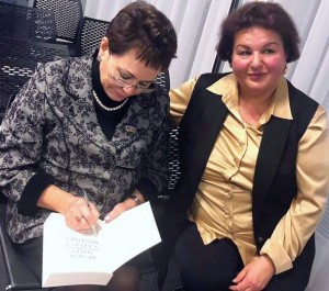 Elmira Axundovanın Heydər Əliyev haqqındakı kitabına təqdimat keçirildi - FOTOLAR