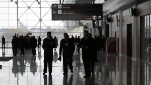 Hava limanının əməkdaşları tətil edib