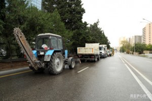 “Azəravtoyol”un traktoru Xırdalanın bir hissəsini işıqsız qoyub