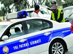 "Azərbaycanda qadın yol polisləri olsun" - TƏKLİF