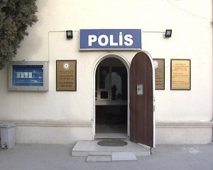 Bakıda qanunsuz silah gəzdirən keçmiş məhkum saxlanılıb - FOTO