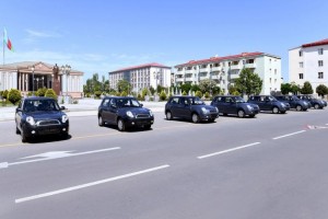 Naxçıvanda Qələbə günü münasibətilə 7 nəfərə avtomobil verilib - FOTO
