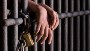 "Qoca"nın qaçmasına kömək edən qadının və taksi sürücüsünün həbs müddəti artırılıb