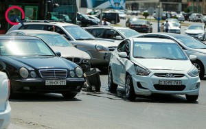 Qəza tıxaca səbəb oldu - FOTO