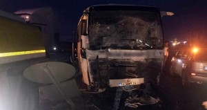 3 maşının iştirakı ilə zəncirləmə yol qəzası: 15 yaralı - FOTO