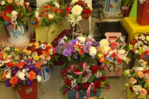 Gül mağazalarında qiymətlər 15 manatdan başlayır - VİDEO