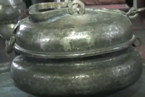 Şəkidə 18-ci əsrə aid "əl çantası" - Mücrüdə 10 kq-a yaxın qızıl gəzdirilib - VİDEO