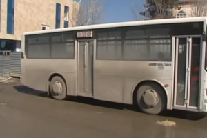 Bakıda avtobus sürücüləri arasında dava düşüb - VİDEO