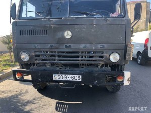 Sumqayıtda "KamAZ" volesipedçini vurub - FOTO