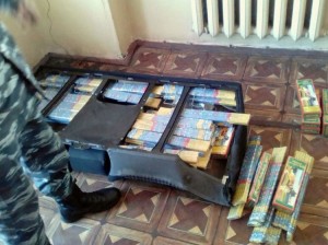 Avtomobildən külli miqdarda pirotexniki vasitə aşkarlanıb - FOTO