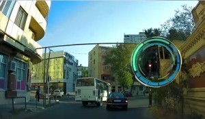 191 nömrəli avtobusun sürücüsü qaydaları belə pozdu - VİDEO