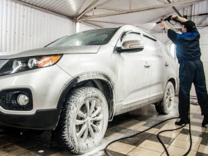 Avtoyuma məntəqəsinin işçisi qətlə yetirilib - Sabunçuda