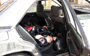 Yol polisi ölü heyvan ətini Bakıya gətirən sürücünü tutdu - FOTO